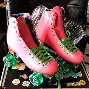 Moxi Beach Bunny Roller Skates